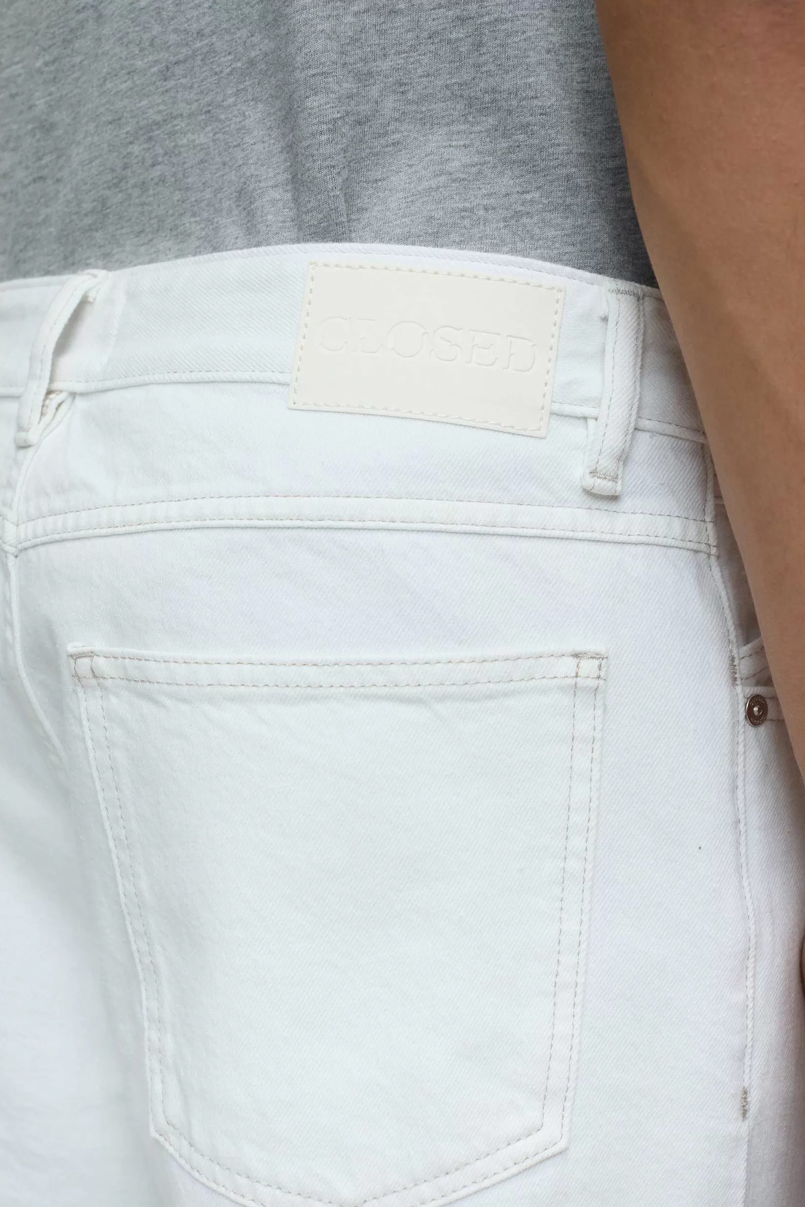 Best CLOSED Relaxte Jeans - Stijlnaam Springdale Relaxed Ivoor